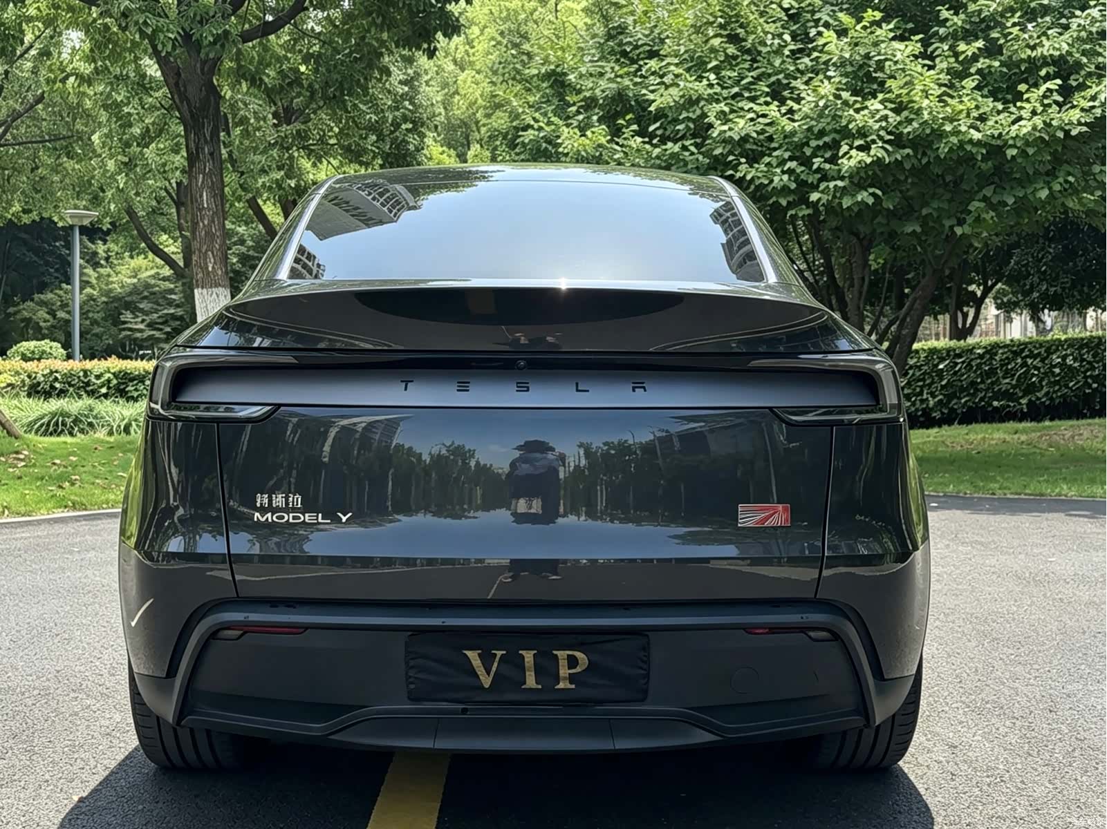 Tesla Model Y, 2025 10