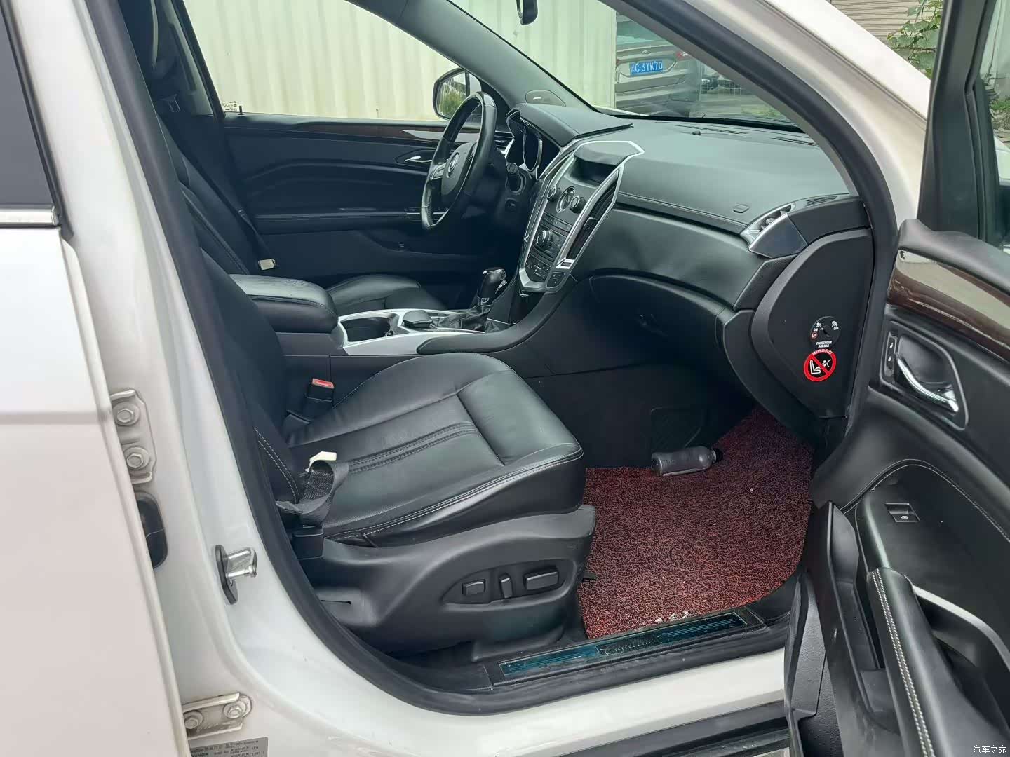 Cadillac SRX, 2012 все фото