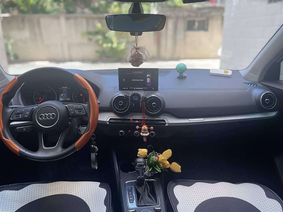 Audi Q2L Audi Q2L