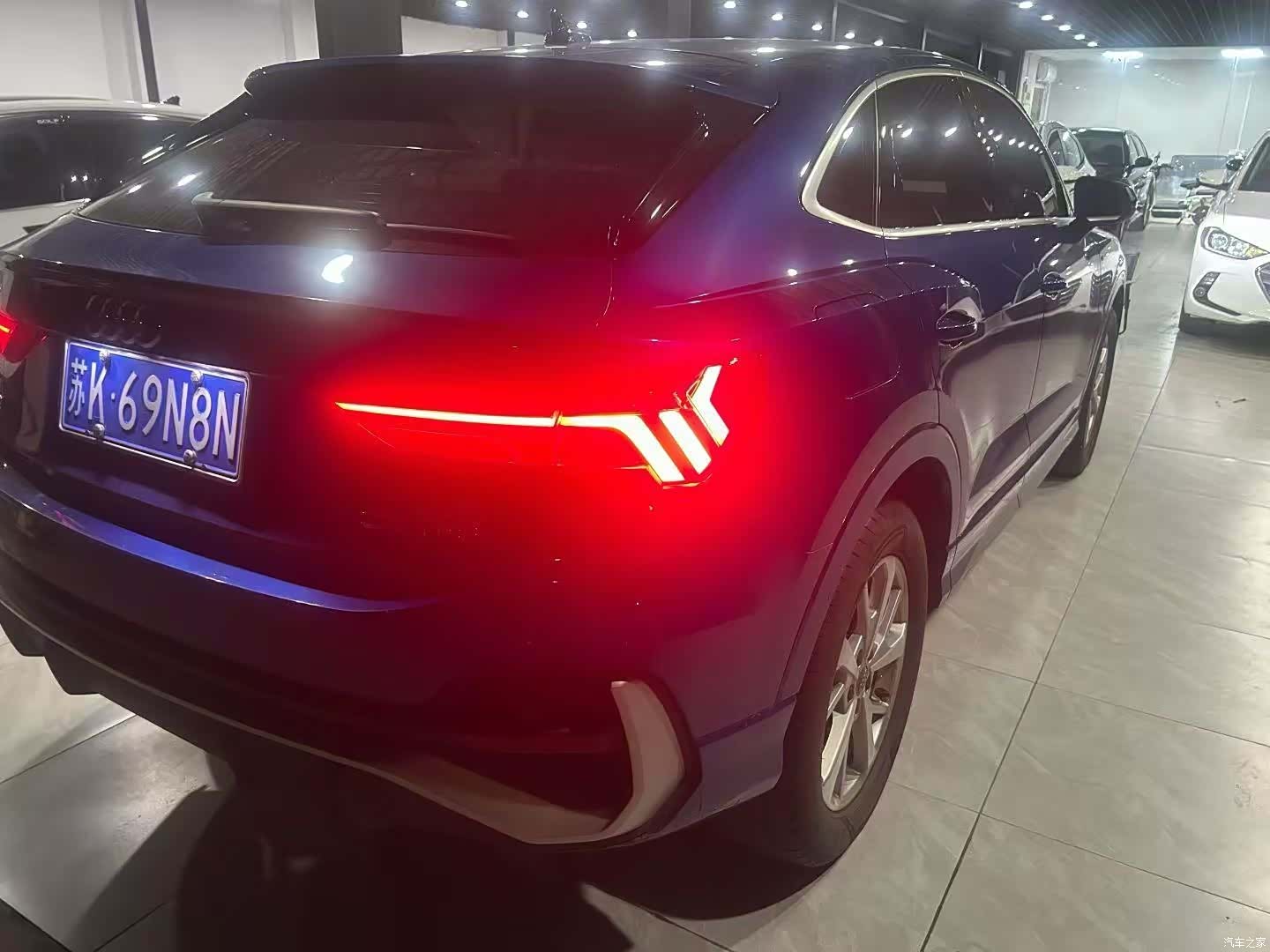 Audi Q3, 2021 10