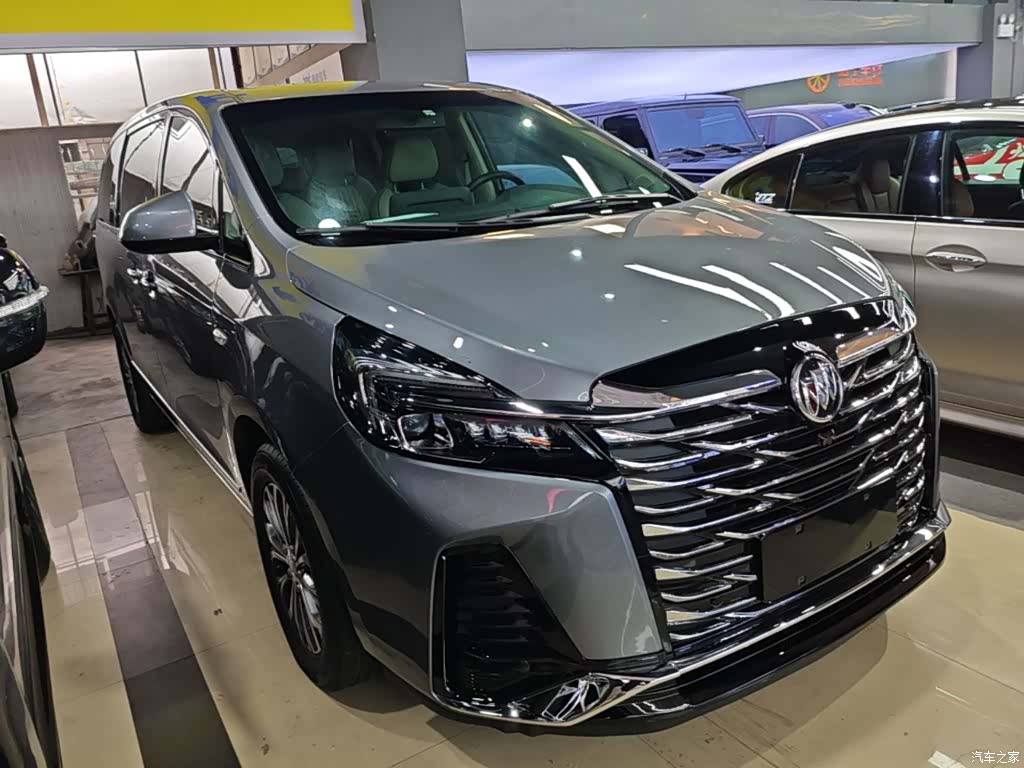 Buick GL8, 2022 4