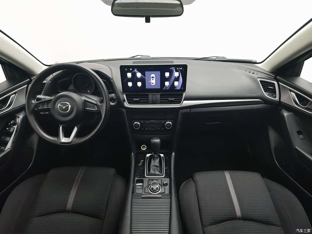 Mazda Mazda3, 2019 все фото