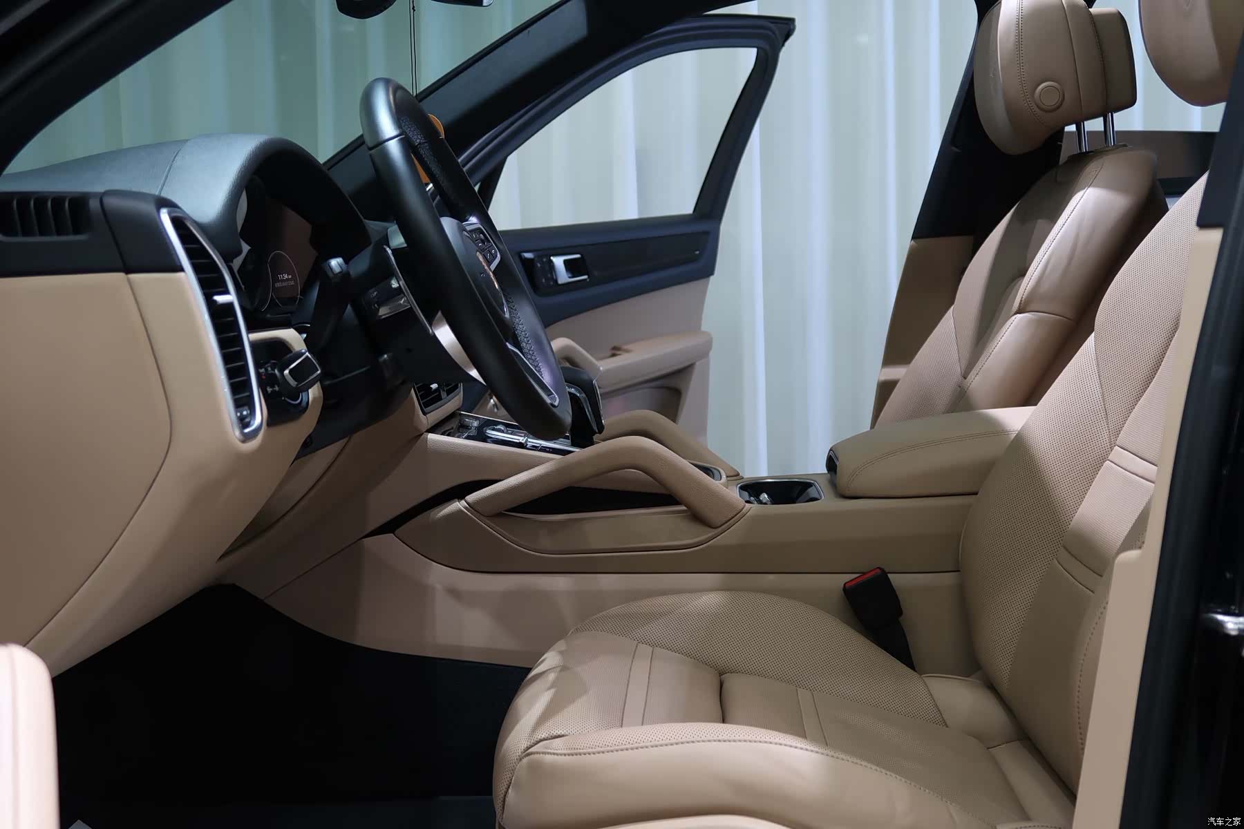 Porsche Cayenne, 2018 7