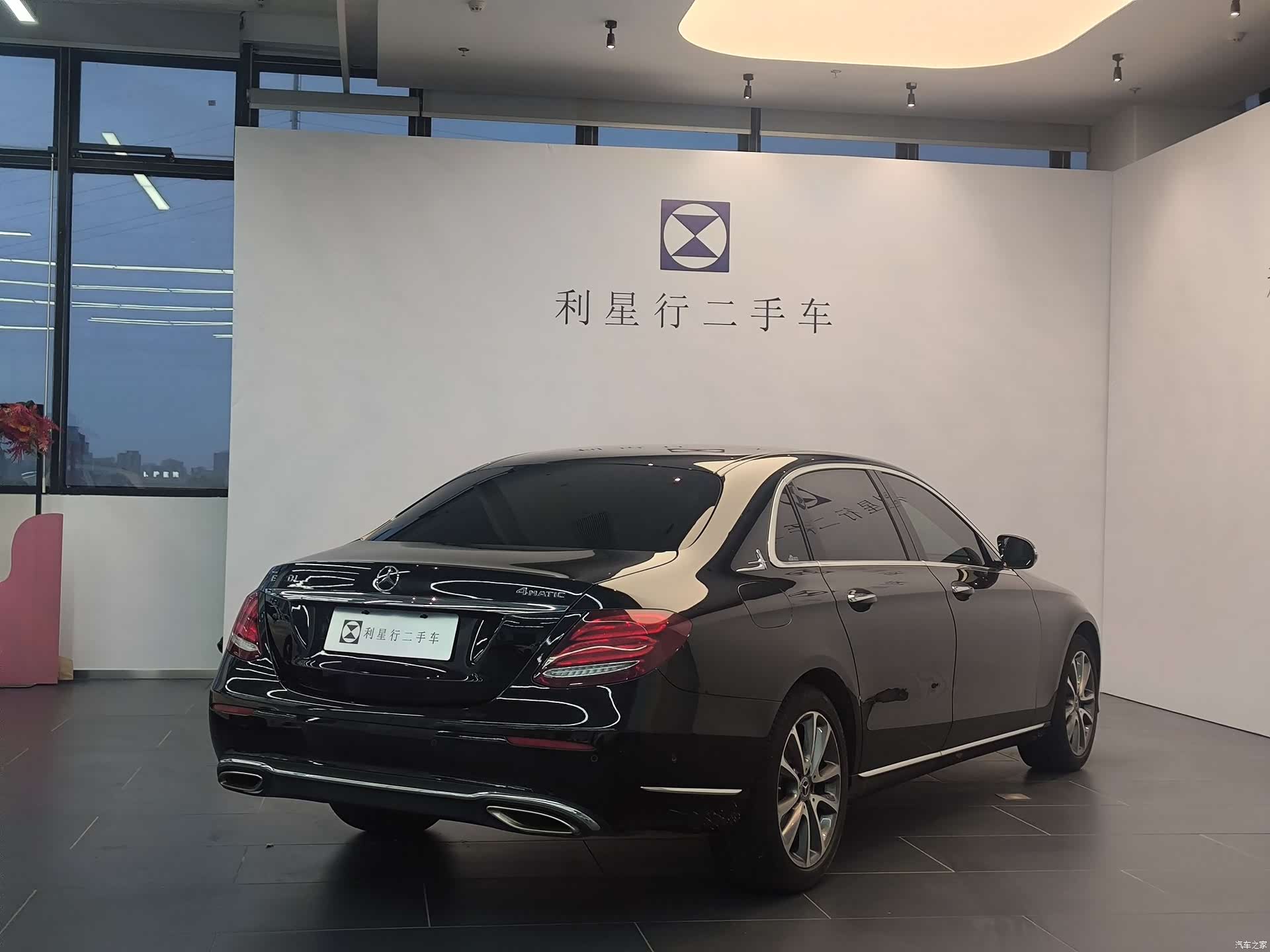 Mercedes-Benz E-Class, 2018 4