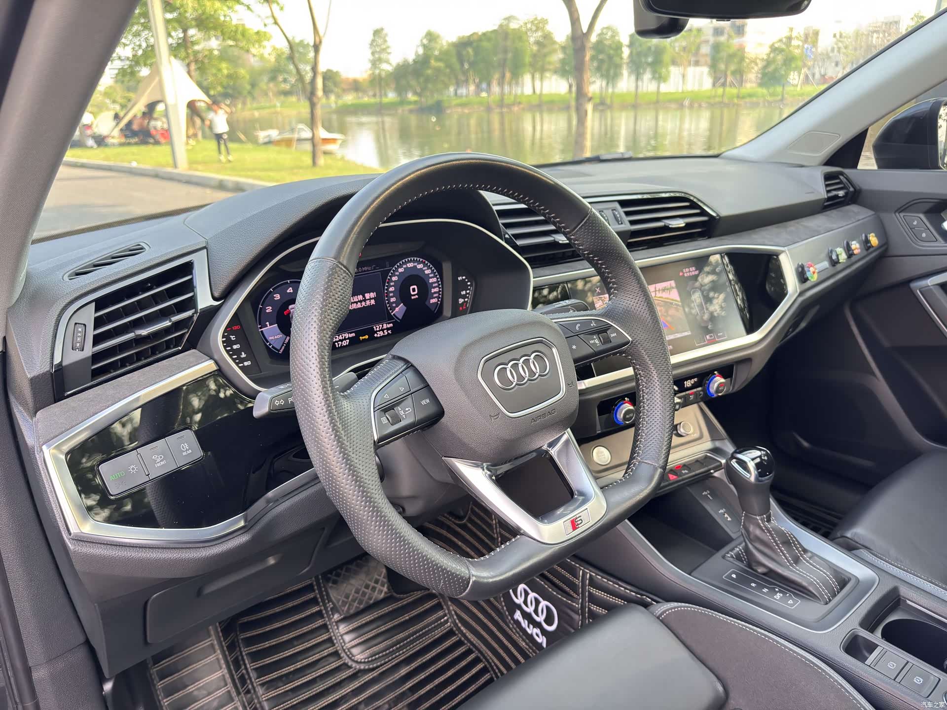 Audi Q3, 2021 11