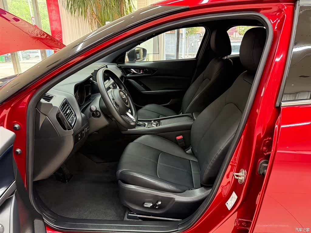 Mazda CX-4, 2022 16