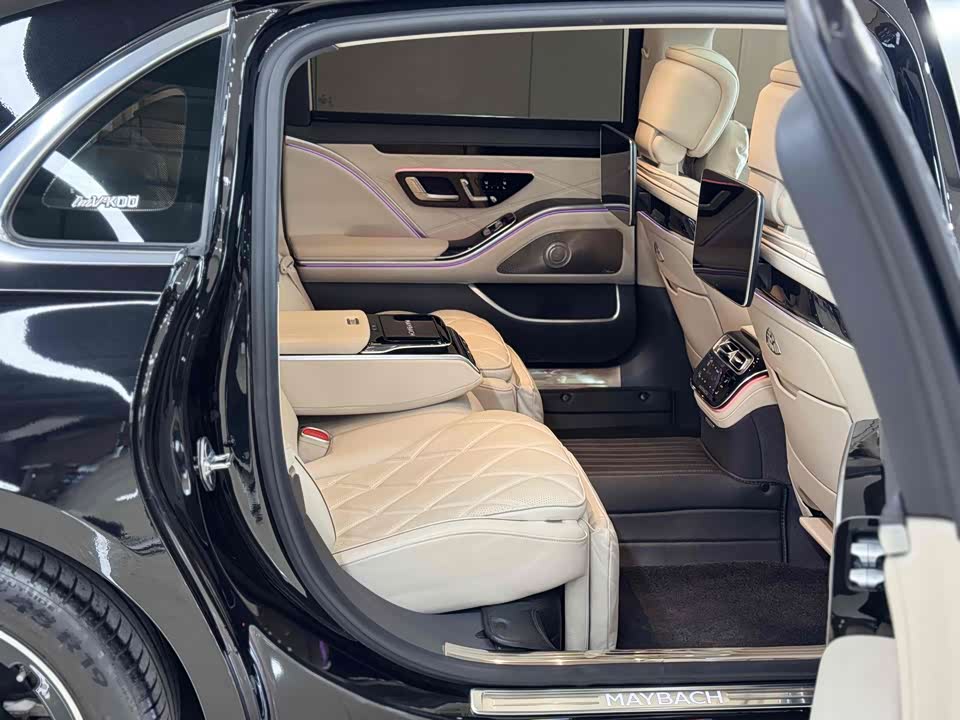 Mercedes-Benz Maybach S-class