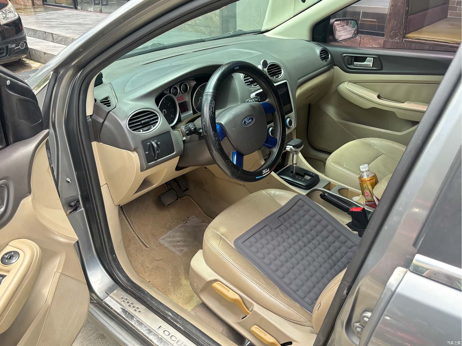 Ford Focus, 2011 4