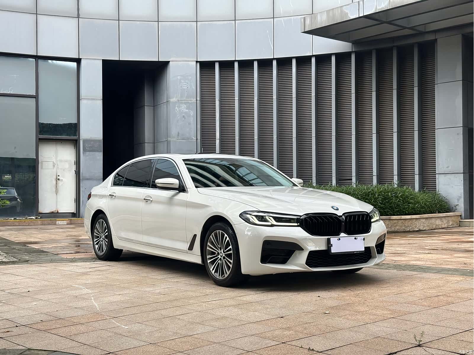 BMW 5 Series, 2018 3
