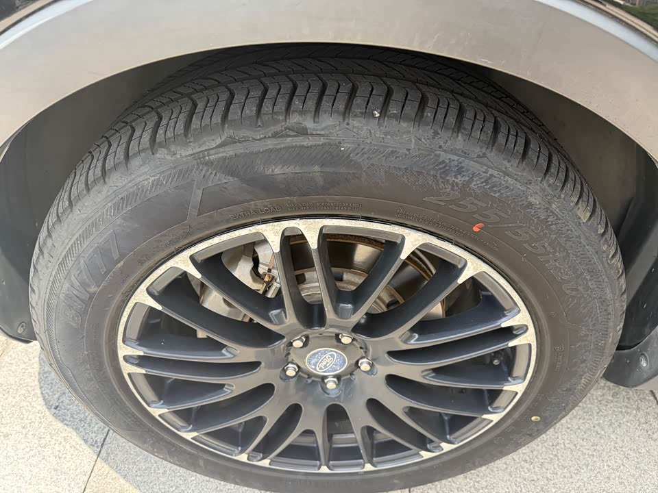 Ford Explorer Ford Explorer