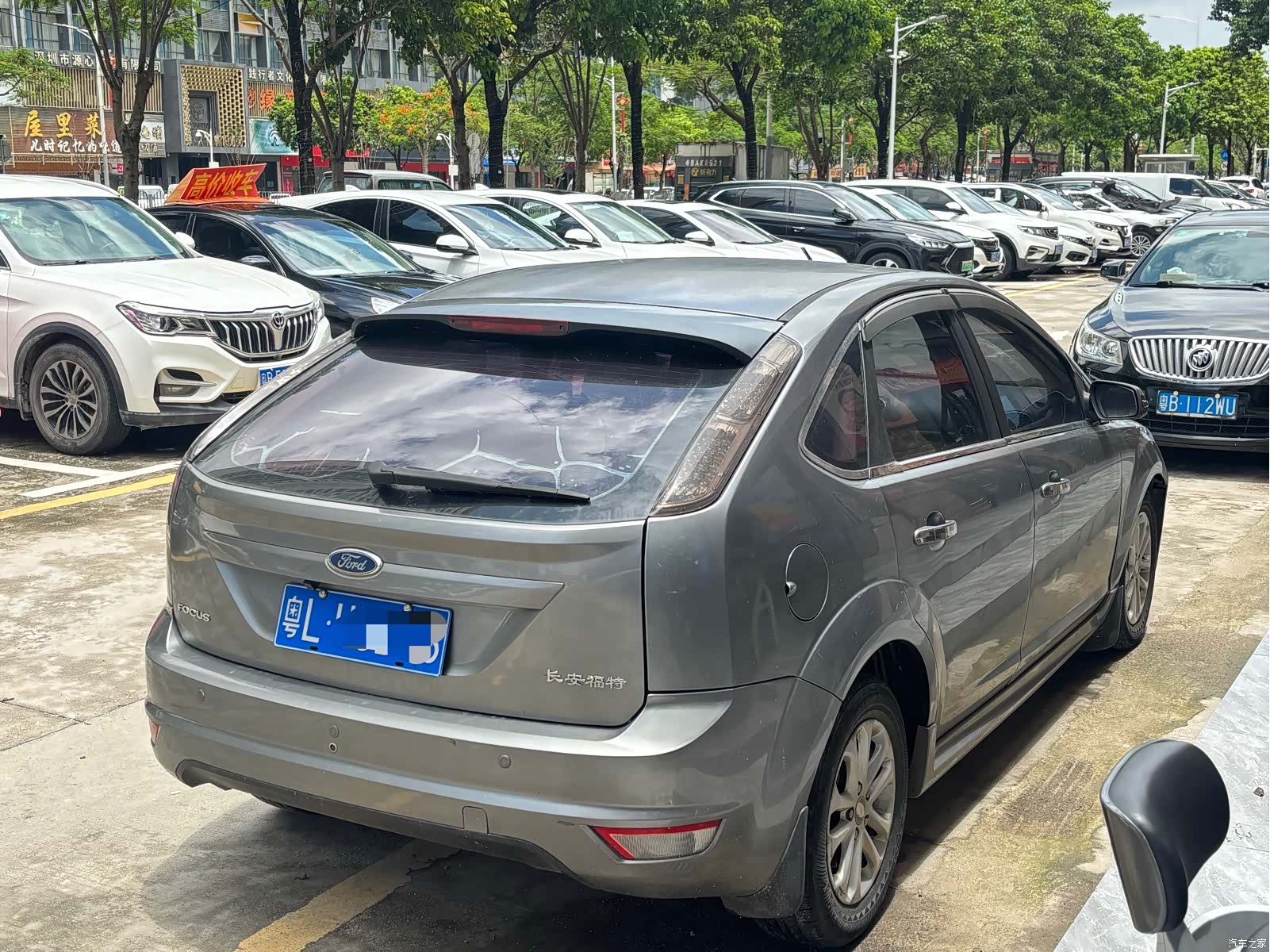 Ford Focus, 2011 9