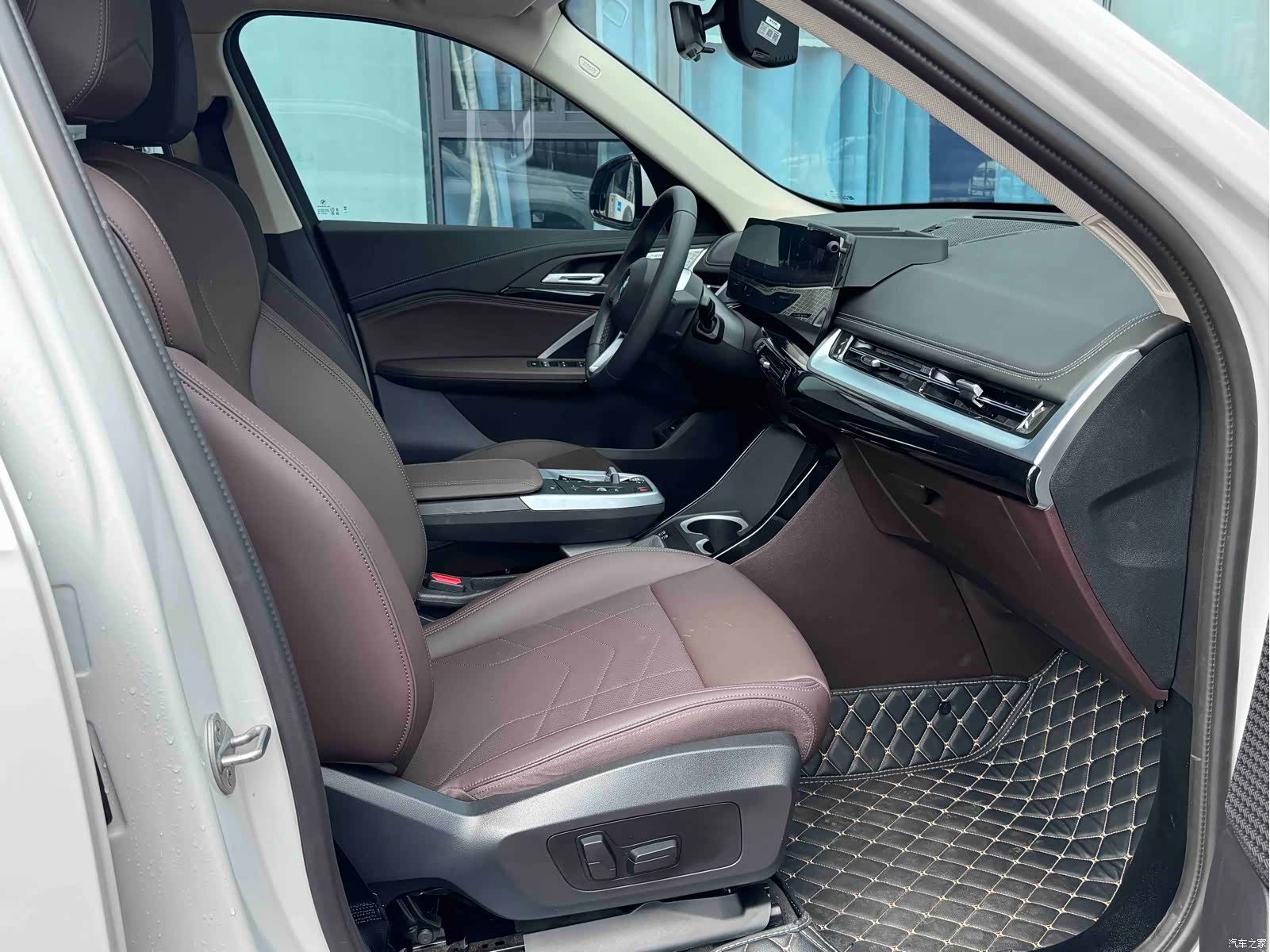 BMW X1, 2025 15