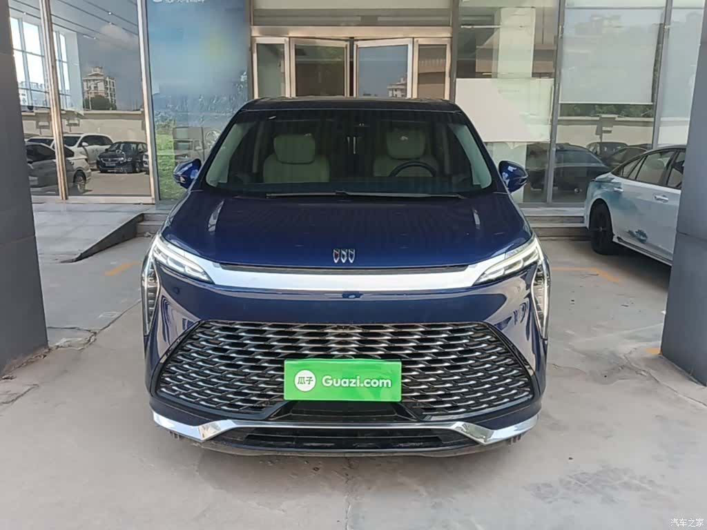 Buick Century, 2022 3