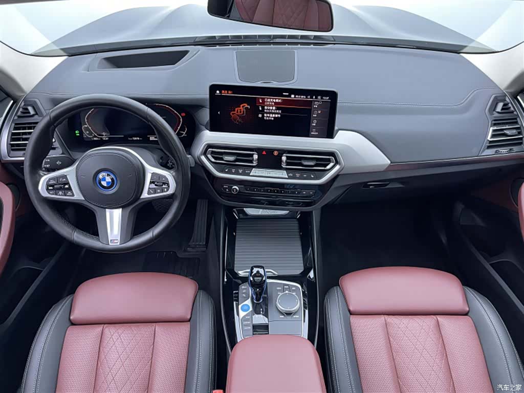 BMW iX3, 2022 все фото