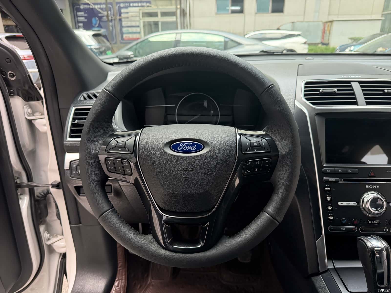 Ford Explorer, 2018 14