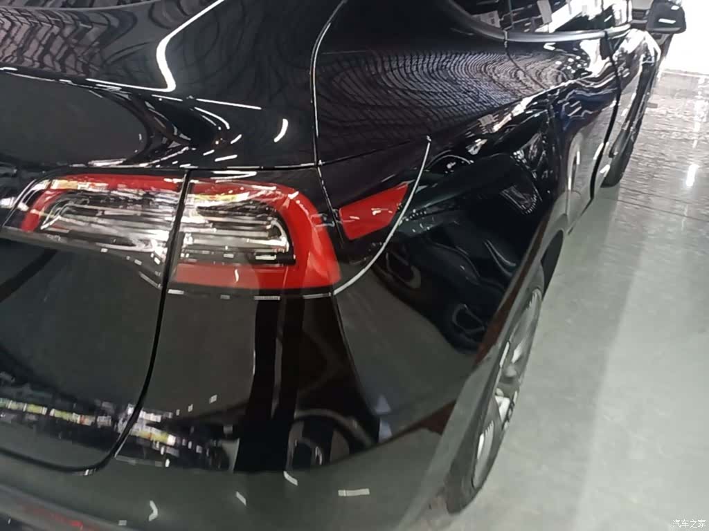 Tesla Model Y, 2022 8