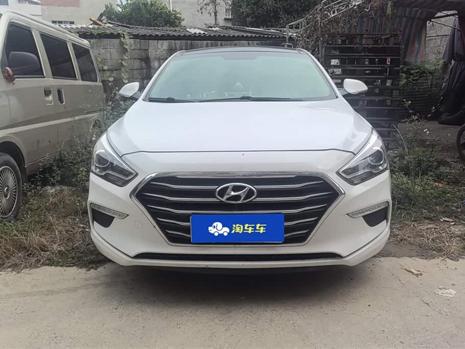 Hyundai Name picture