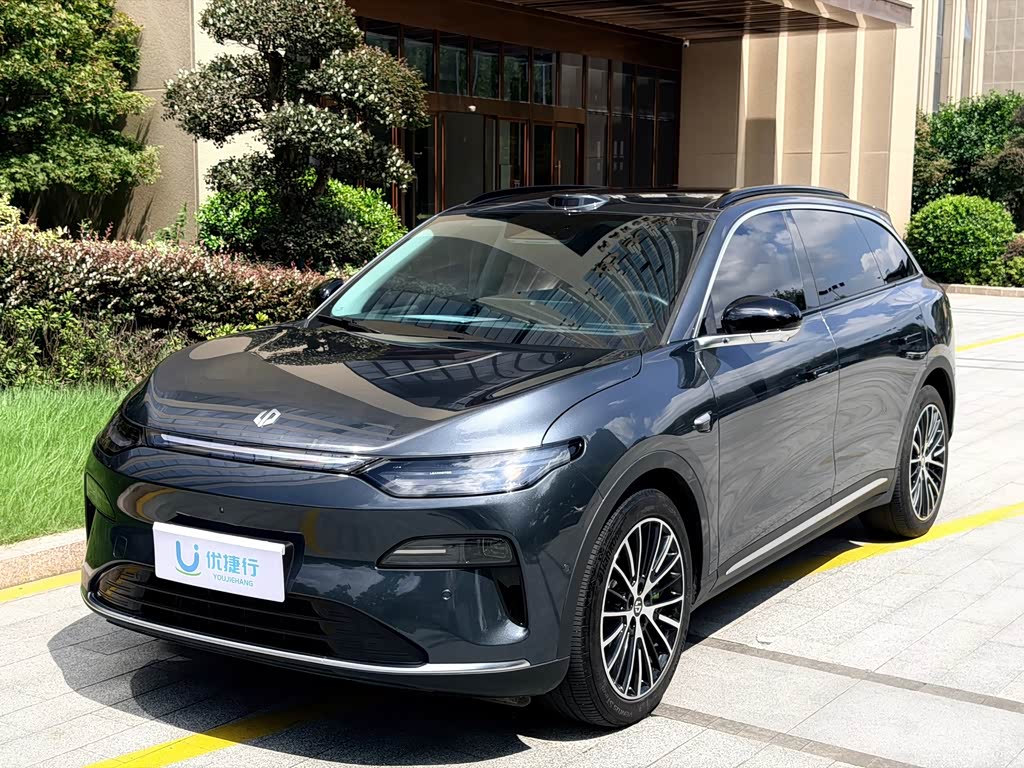 Leapmotor C11