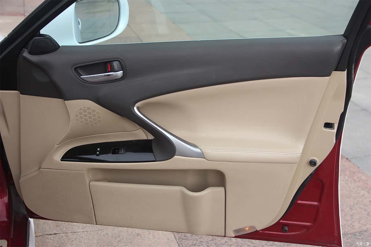 Lexus IS, 2012 15