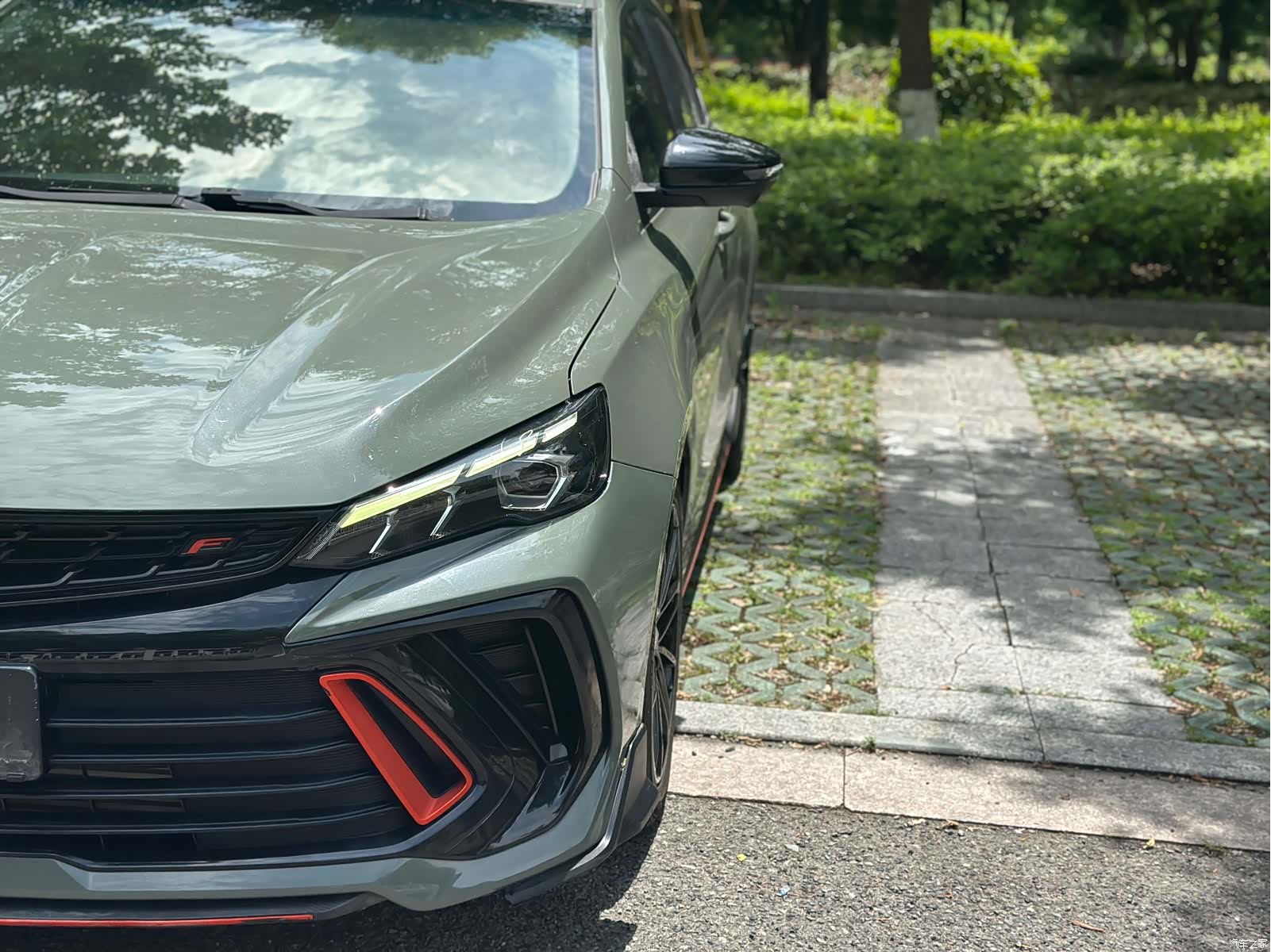 Geely Binray, 2022 9