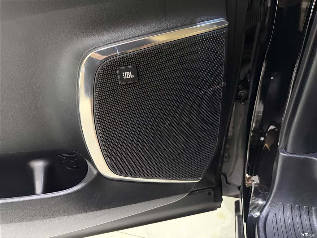 Toyota Alphard, 2019 20