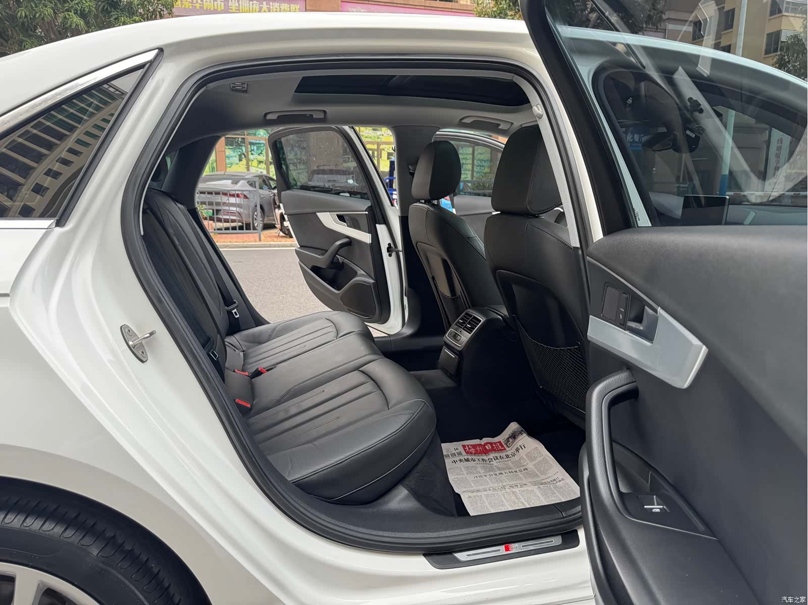 Audi A4L, 2019 12