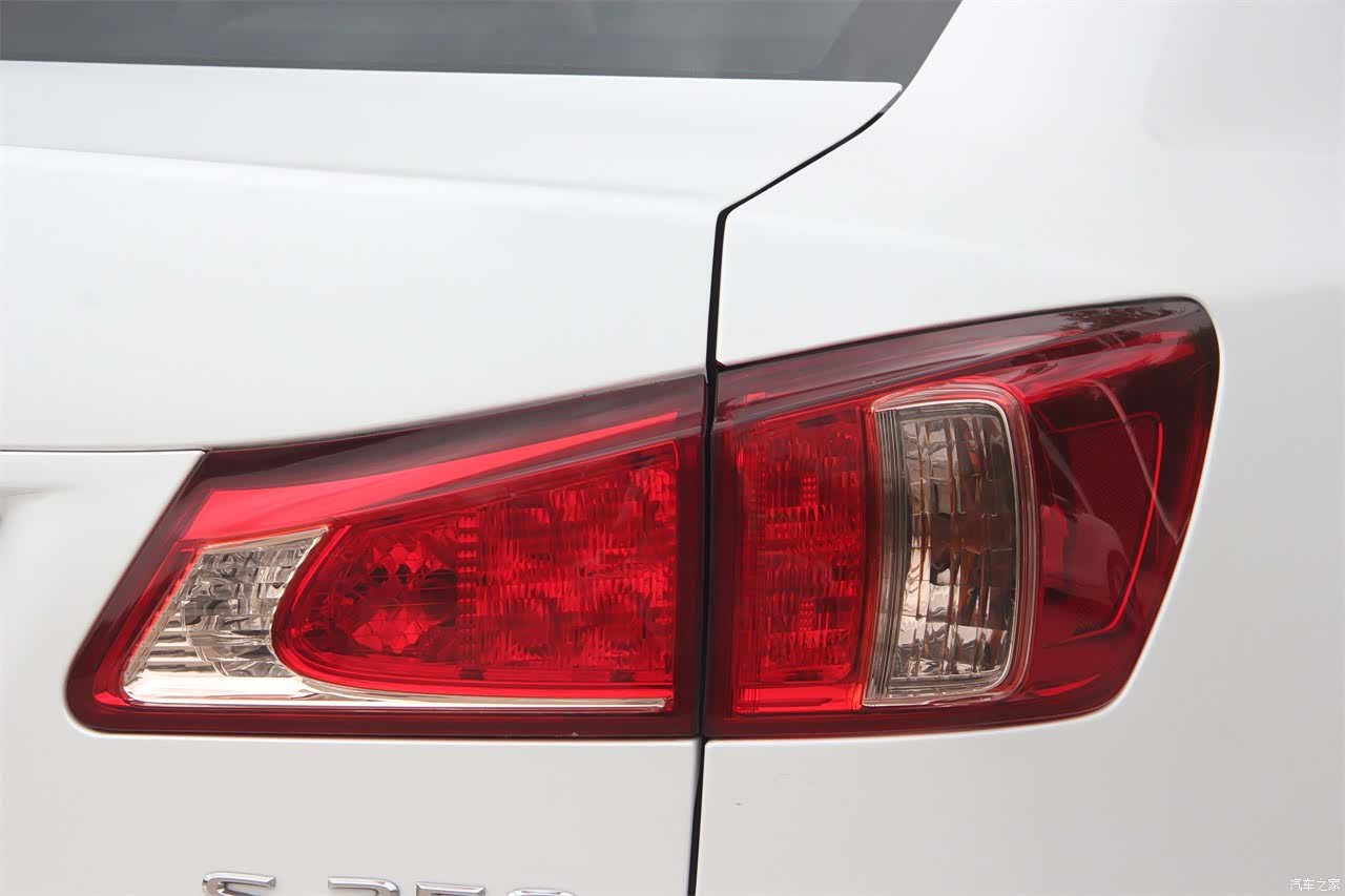 Lexus IS, 2012 17