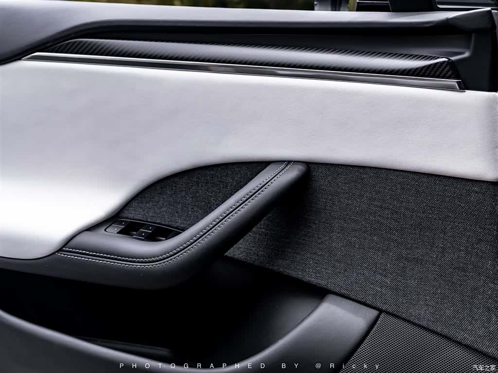 Tesla Model S, 2023 11