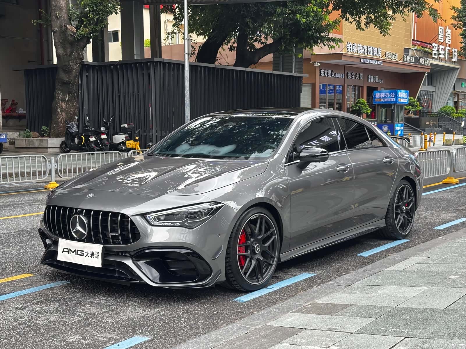 Mercedes-Benz CLA