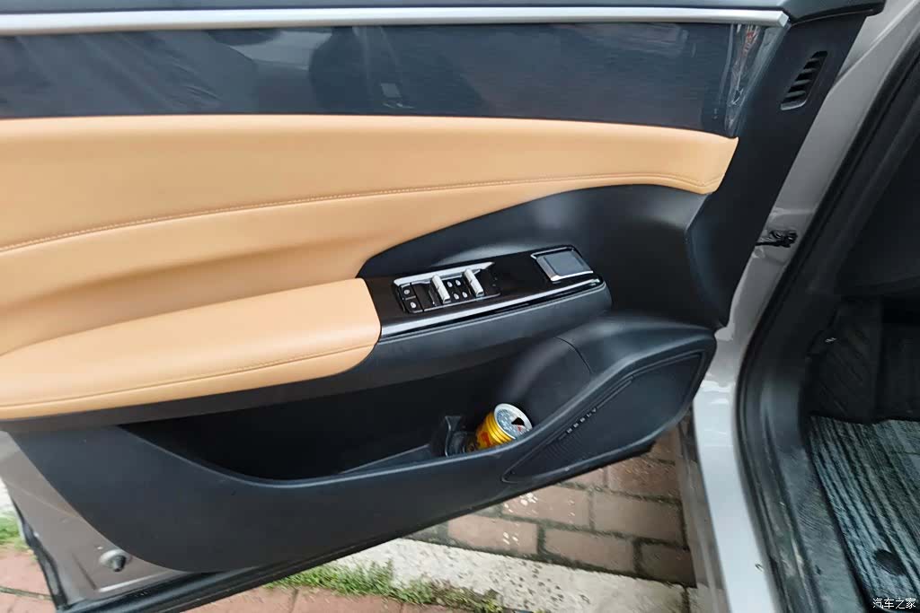 Geely Galaxy L7, 2023 7