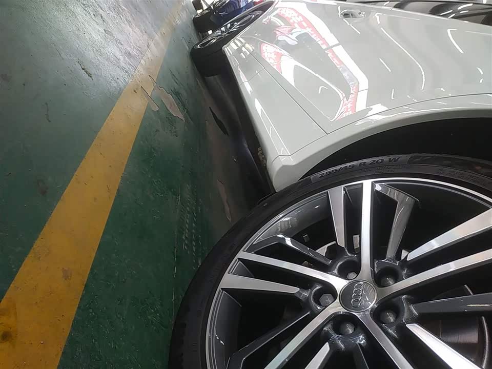 Audi Q5L Audi Q5L