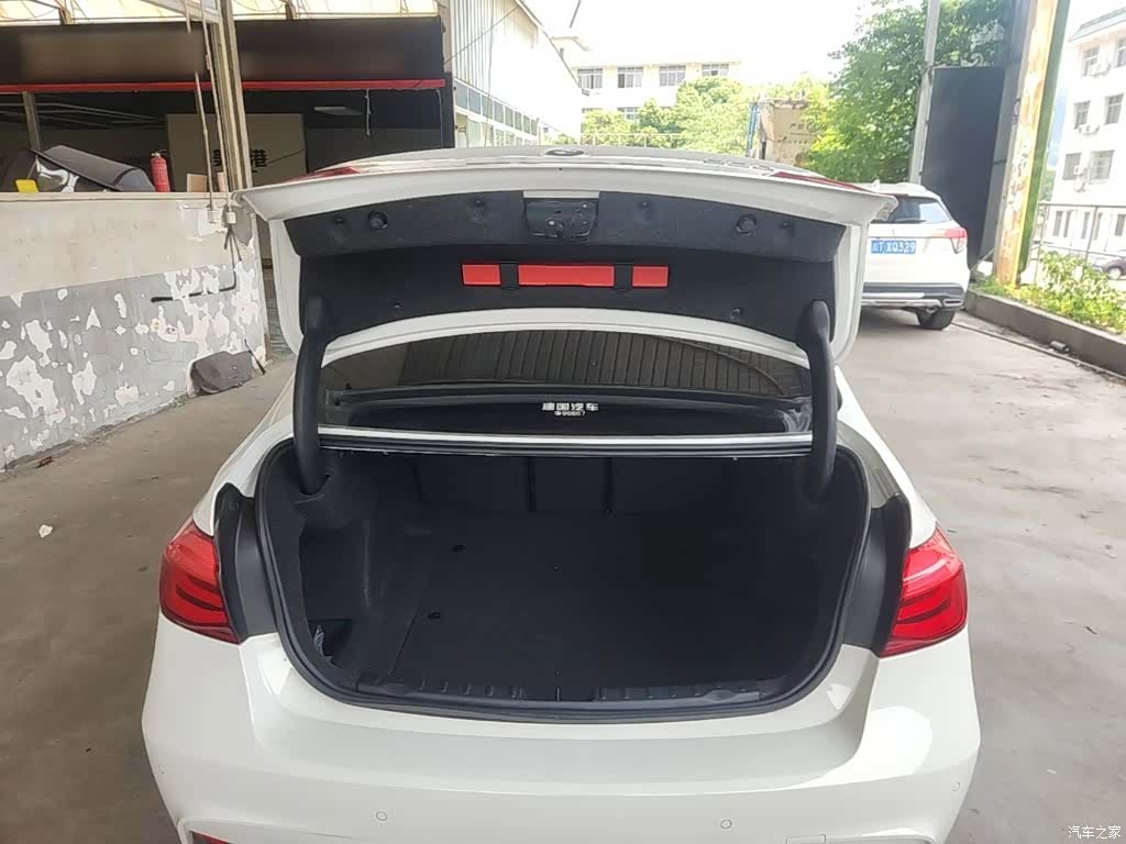 BMW 3 Series, 2018 19