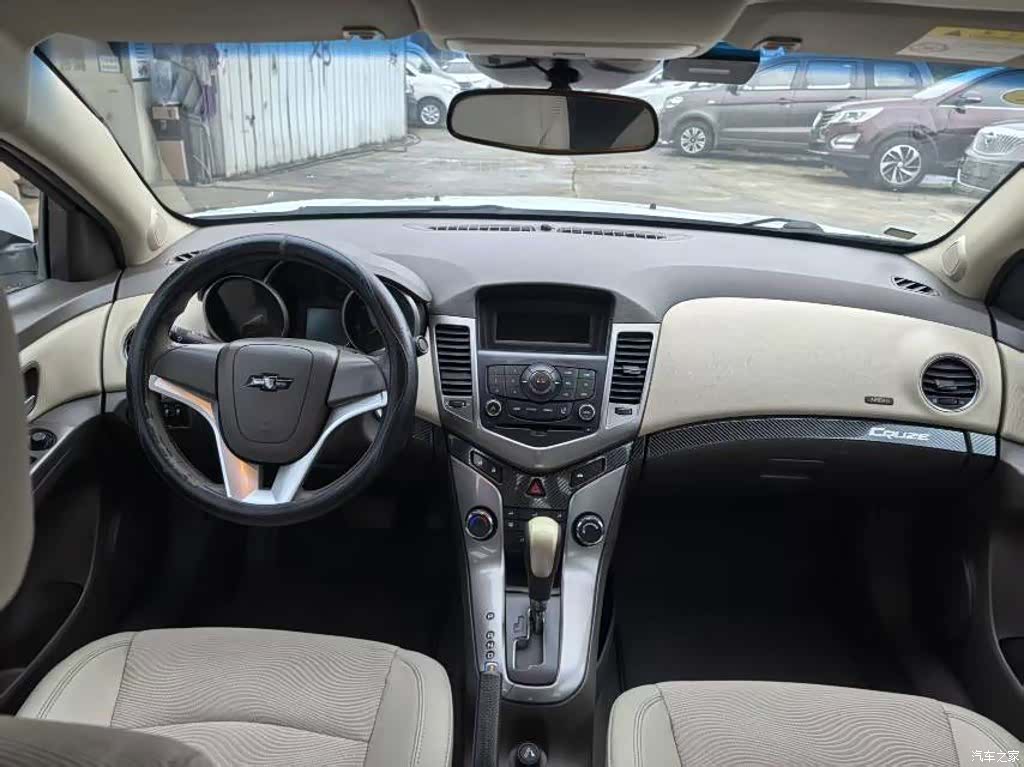Chevrolet SE, 2016 все фото