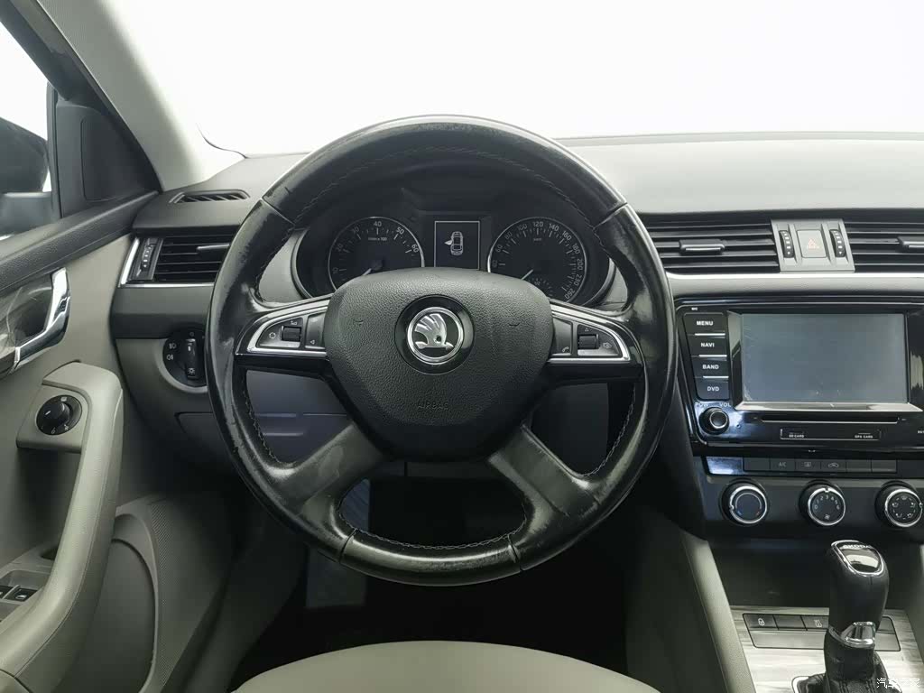 Skoda Octavia, 2014 11