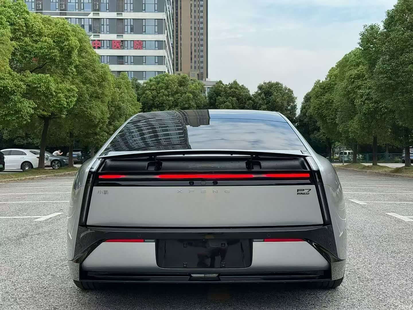 Xpeng P7, 2025 9