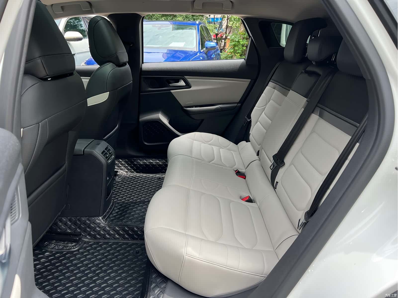 Citroen C5 X, 2023 9