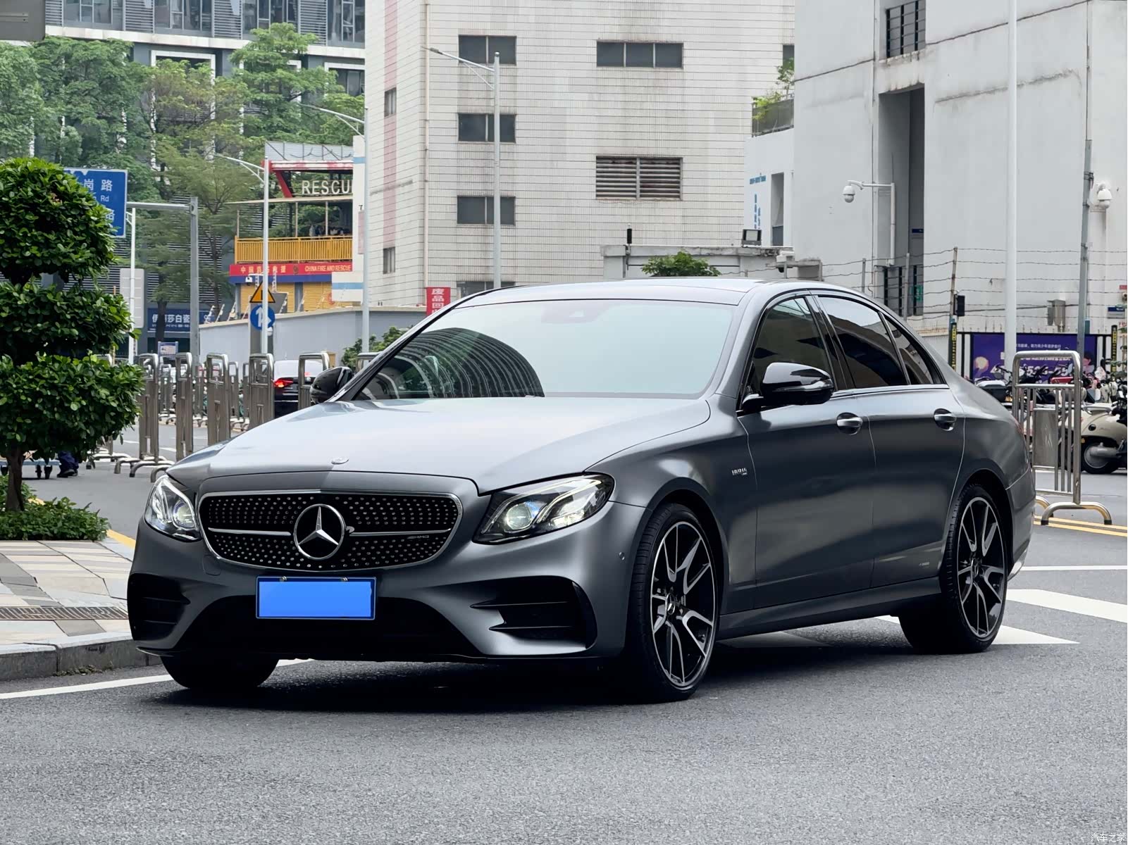 Mercedes-Benz E-Class, 2018 1
