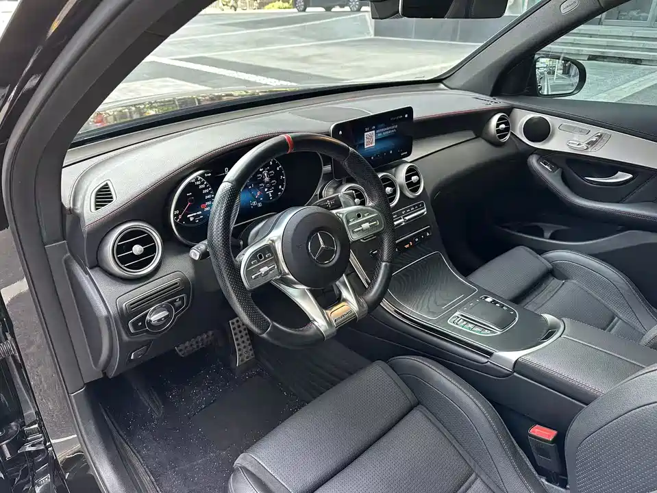 Mercedes-Benz GLC AMG