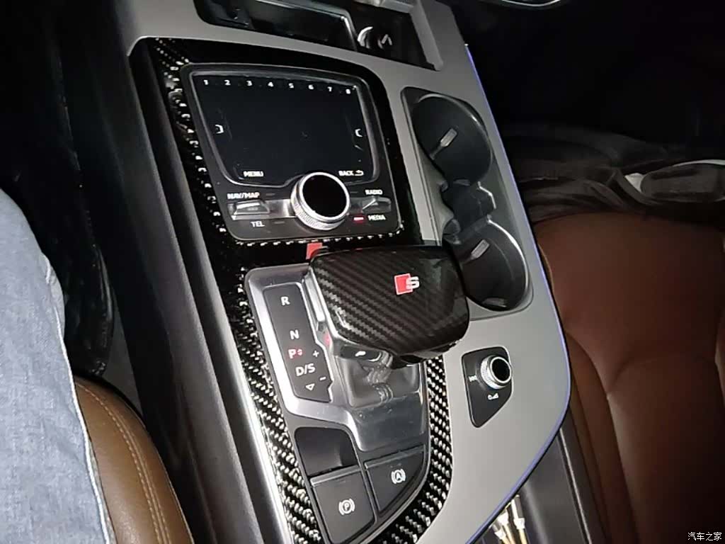 Audi Q7, 2018 14