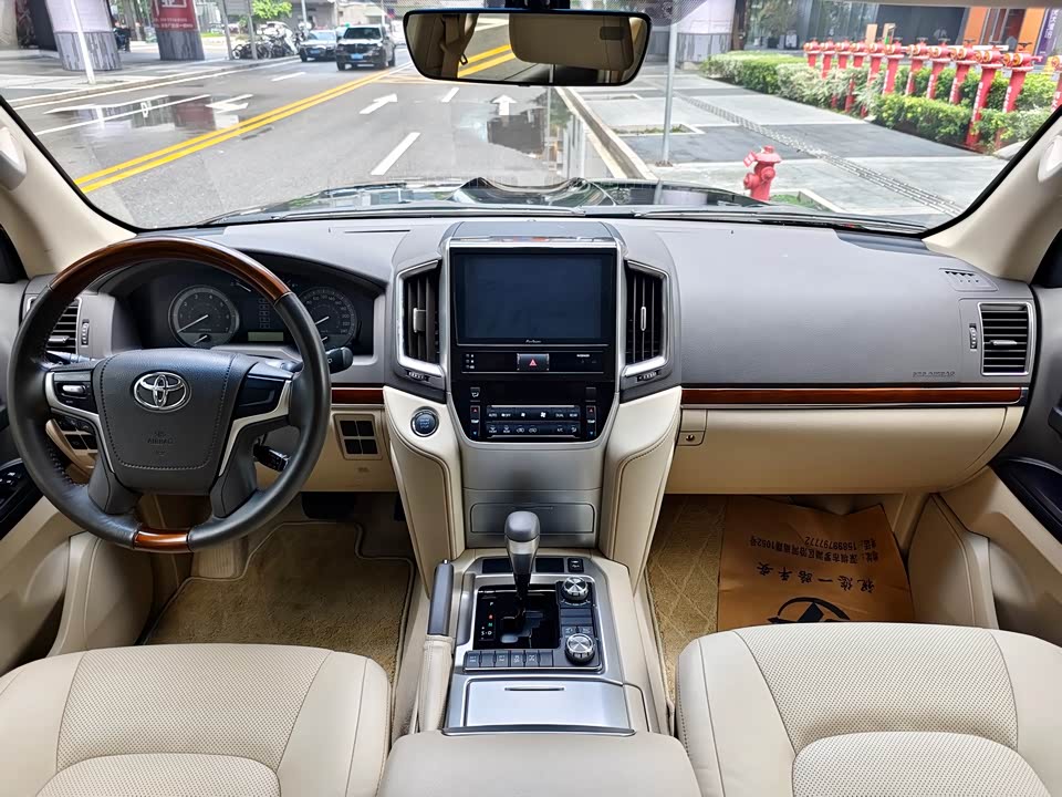 Toyota Land Cruiser Toyota Land Cruiser