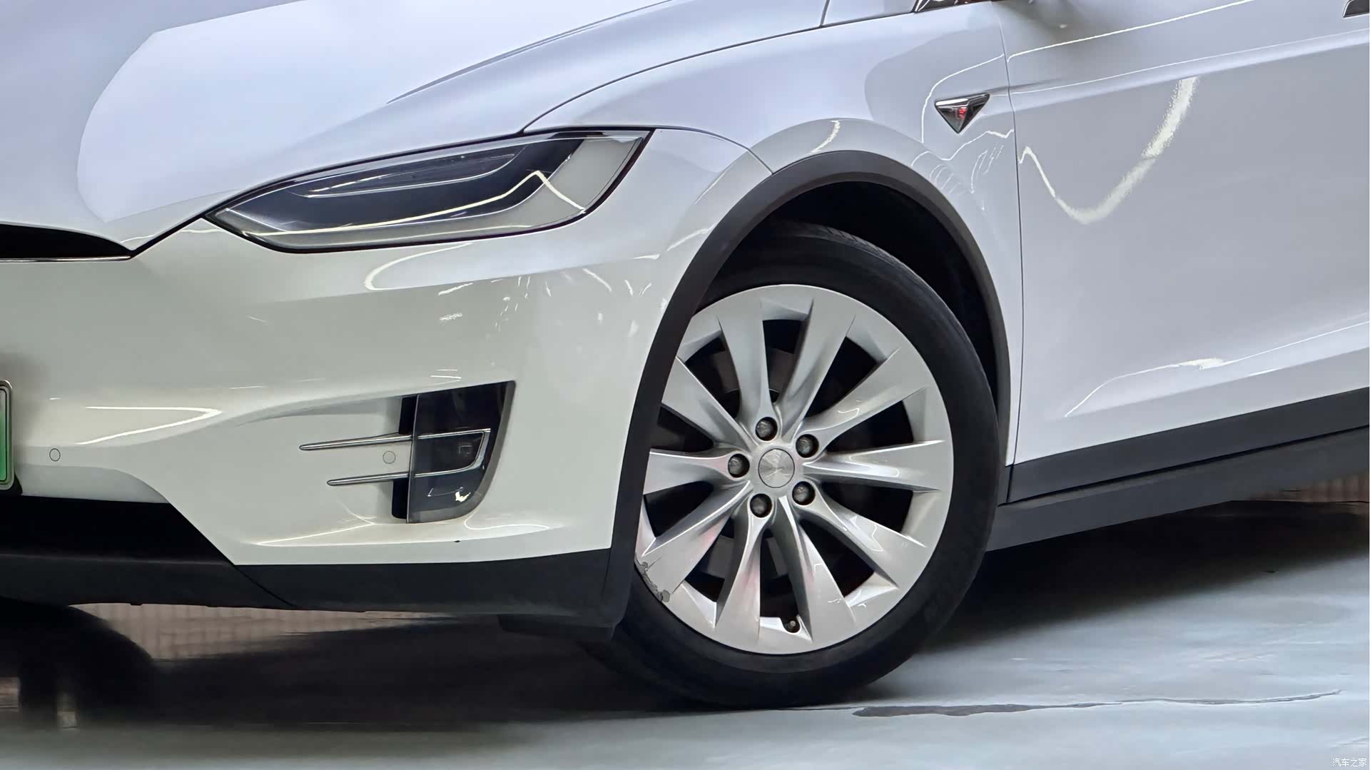 Tesla Model X, 2018 4
