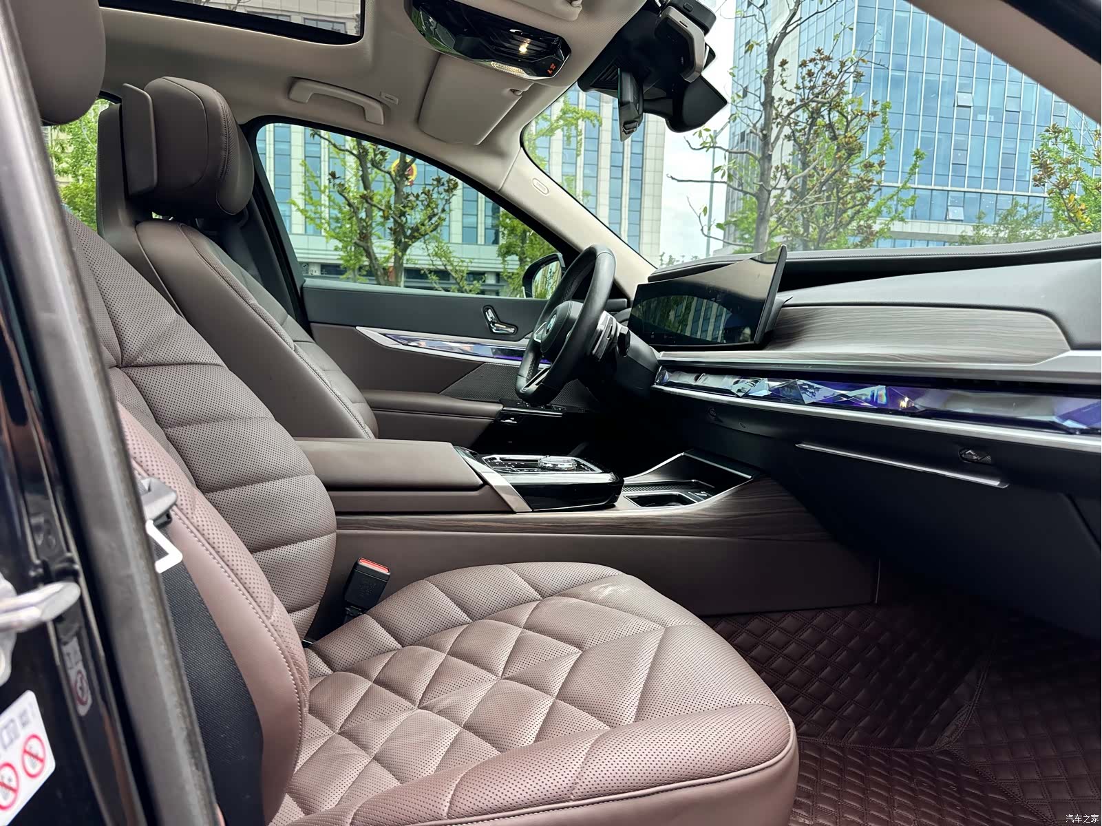 BMW 7 Series, 2023 8