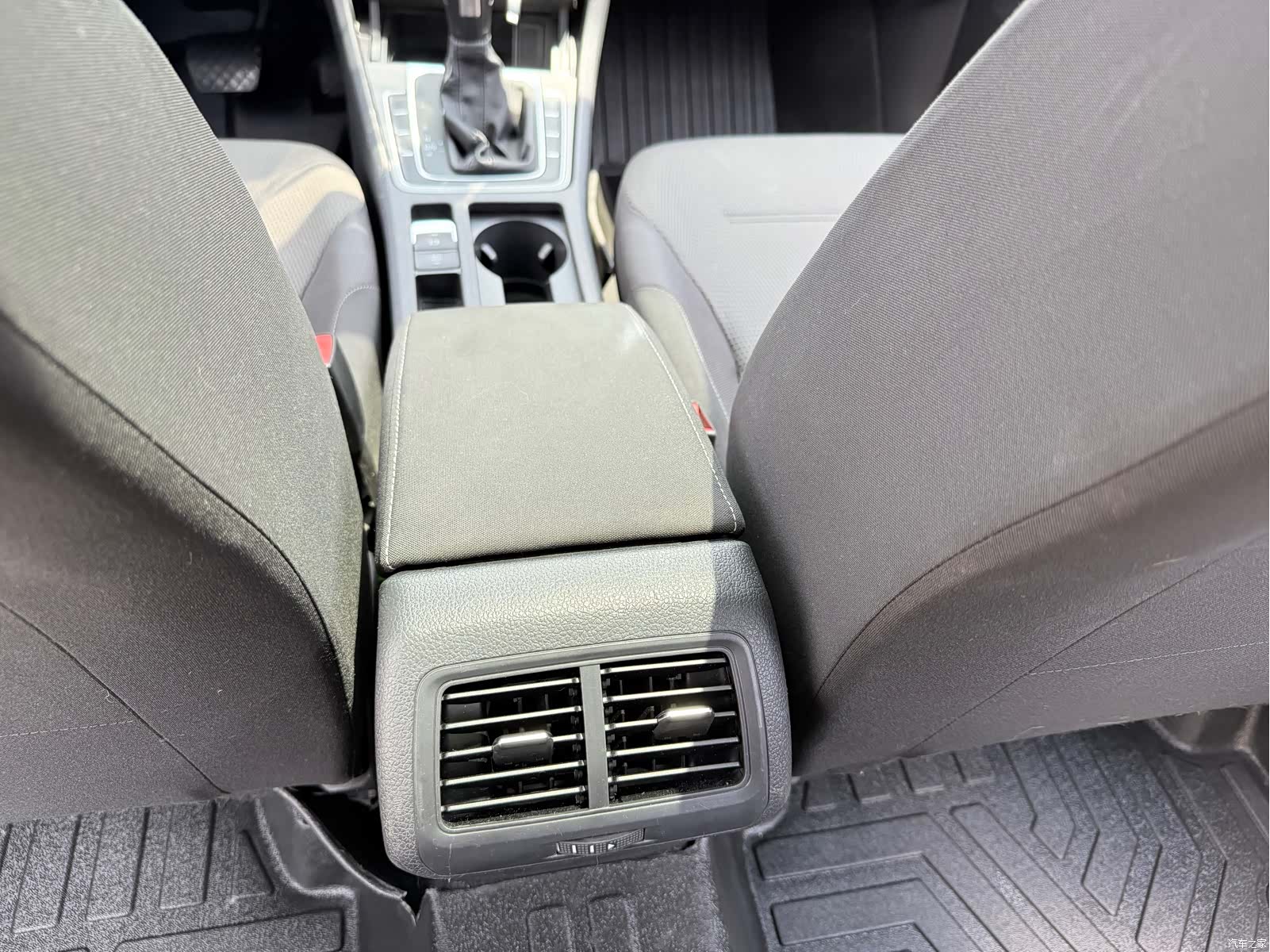 Volkswagen Golf, 2014 14