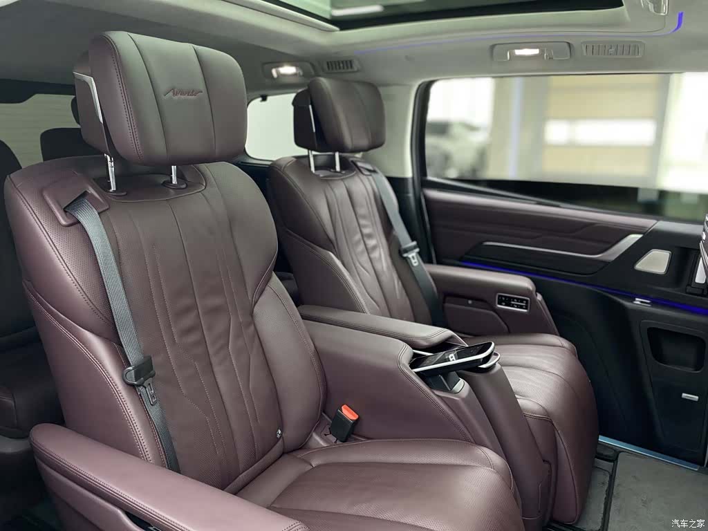 Buick Century, 2023 10