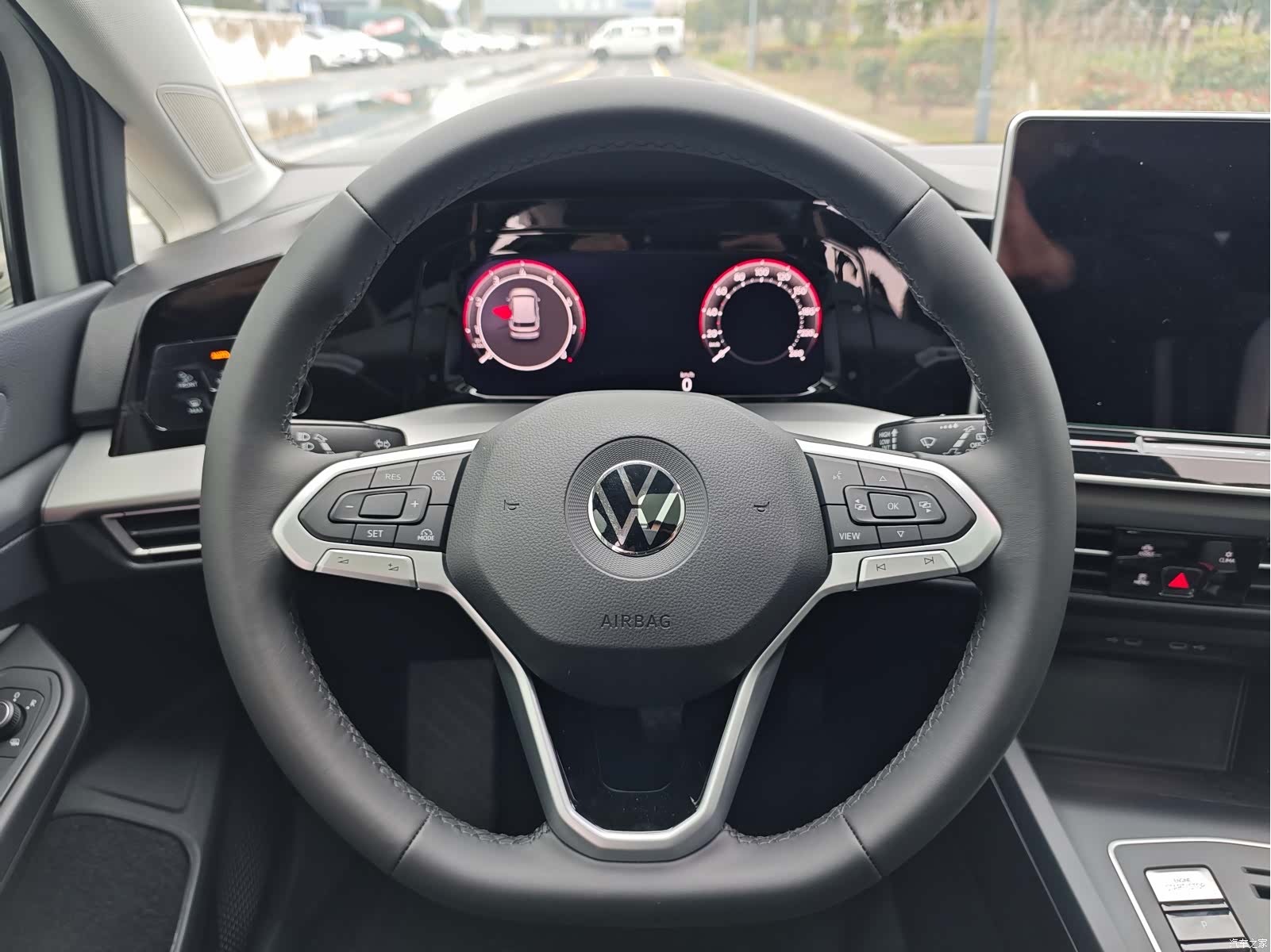 Volkswagen Golf, 2026 4