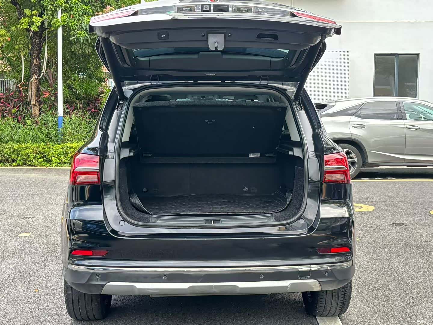 Roewe RX5, 2018 9