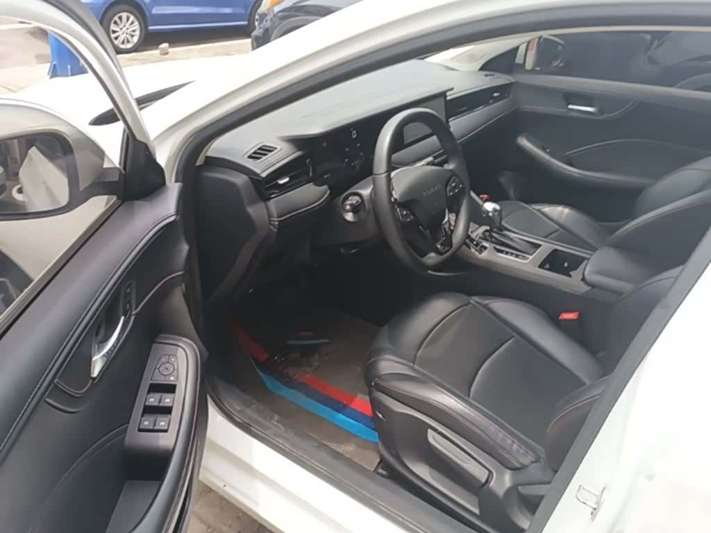Roewe i5, 2023 16