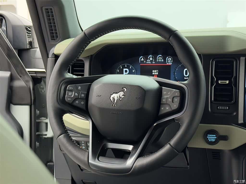 Ford Bronco, 2026 11