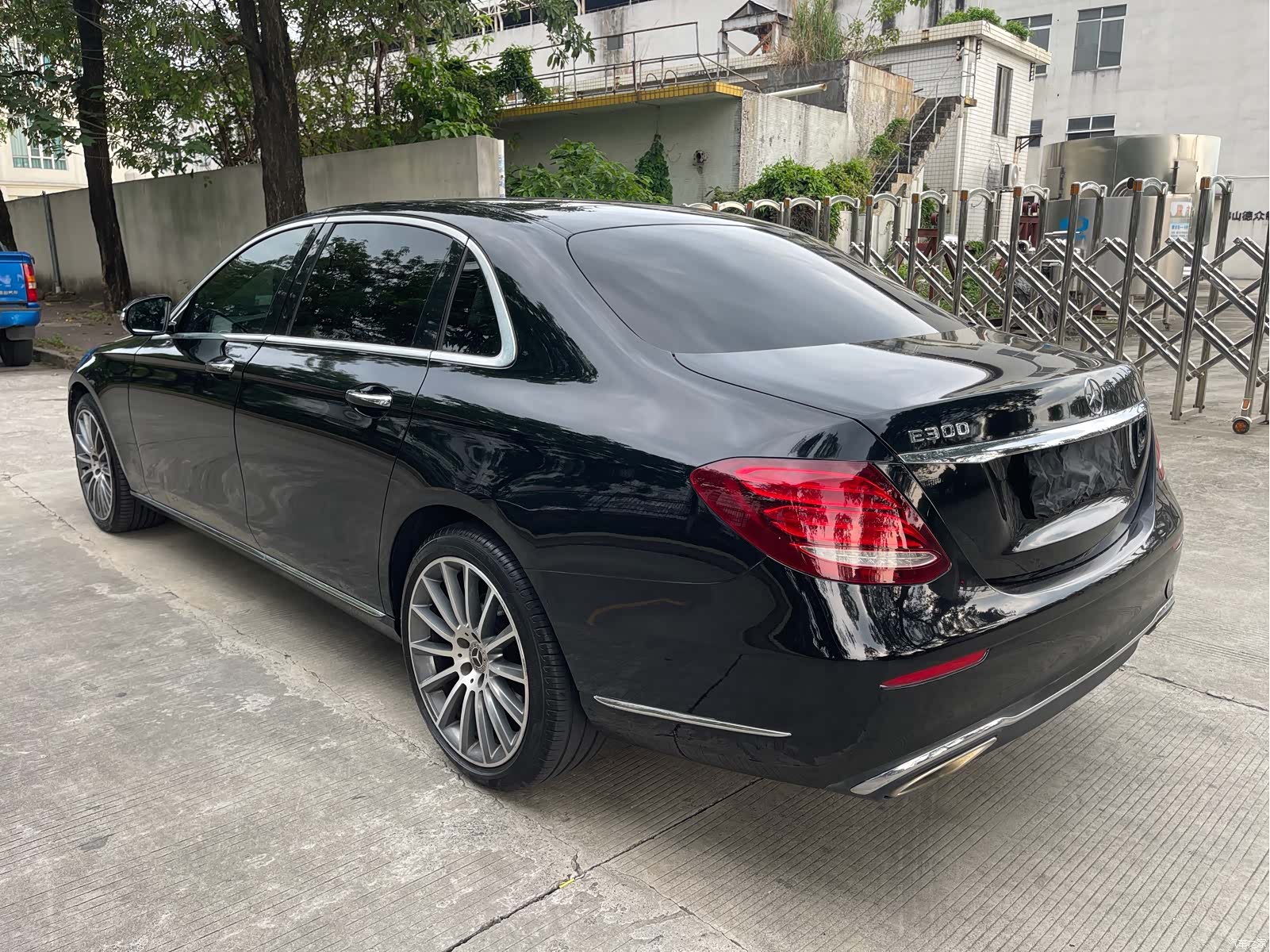 Mercedes-Benz E-Class, 2018 9