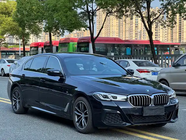 BMW 5 Series 2021 — купить из Китая под заказ